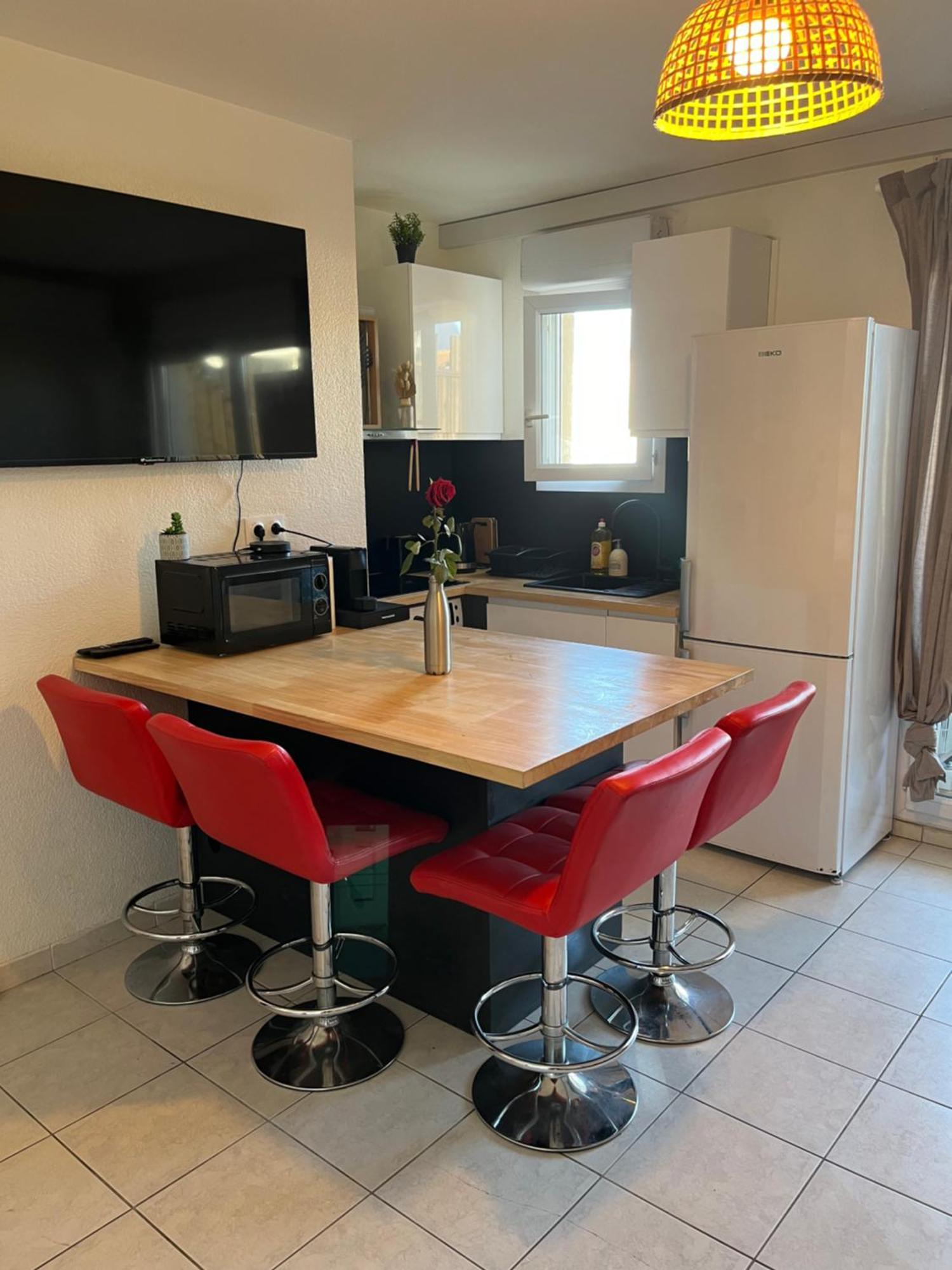 Joli T2/ Tram/ Clim/ Parking/ Wifi/ Piscine Apartman Montpellier Kültér fotó